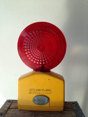 Dietz No 650 red sunburst lens