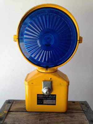 Dietz No 655 blue sunburst lens