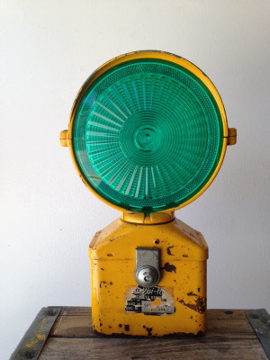 Dietz No 665 green sunburst lens